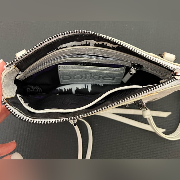 Botkier Logan Convertible Crossbody bag. Light Gray. - Picture 7 of 10